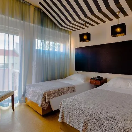 Principe Real Hotel 4*